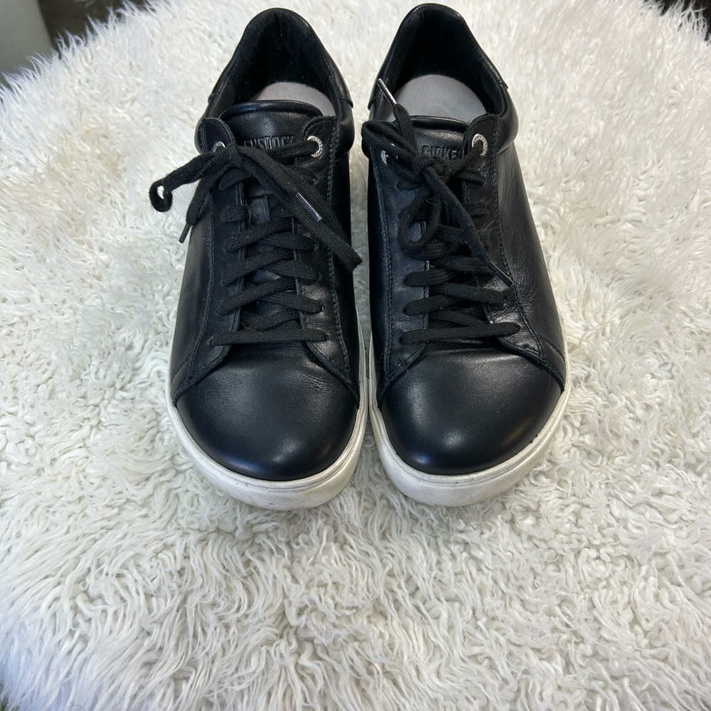 Birkenstock 
Bend low Black Leather women’s Sneakers